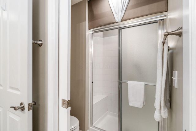 6516 Lakeview Circle, Canal Winchester, OH 43110