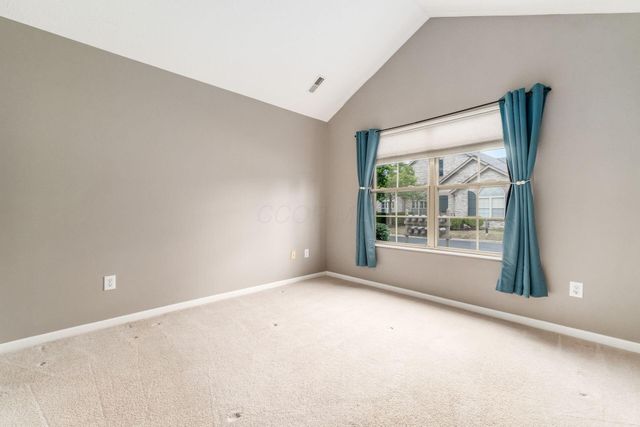 6516 Lakeview Circle, Canal Winchester, OH 43110