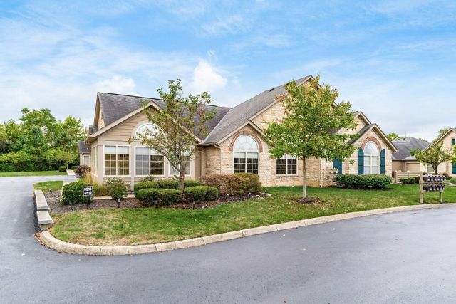 6516 Lakeview Circle, Canal Winchester, OH 43110