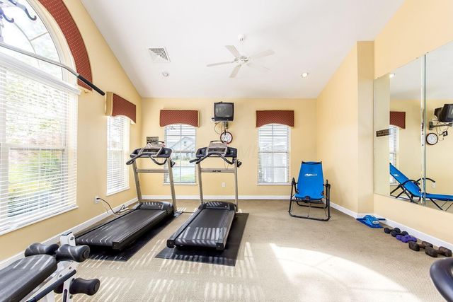 6516 Lakeview Circle, Canal Winchester, OH 43110