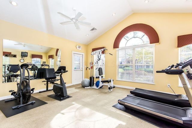 6516 Lakeview Circle, Canal Winchester, OH 43110