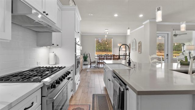 33210 Walnut Crossing, Magnolia, TX 77355