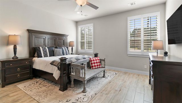 33210 Walnut Crossing, Magnolia, TX 77355