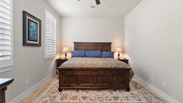 33210 Walnut Crossing, Magnolia, TX 77355