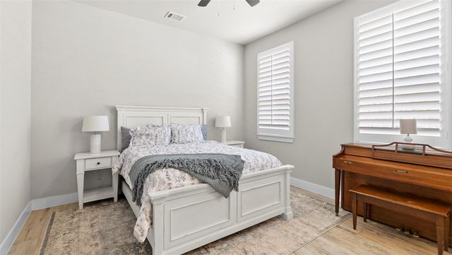 33210 Walnut Crossing, Magnolia, TX 77355