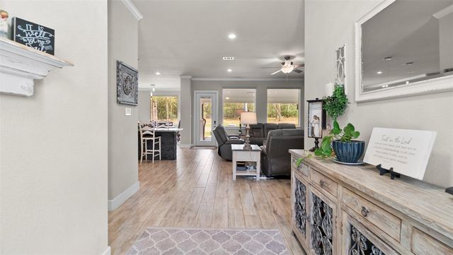 33210 Walnut Crossing, Magnolia, TX 77355