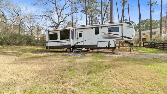 33210 Walnut Crossing, Magnolia, TX 77355