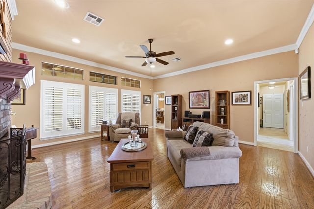 7101 Fish Pond Road, Waco, TX 76710