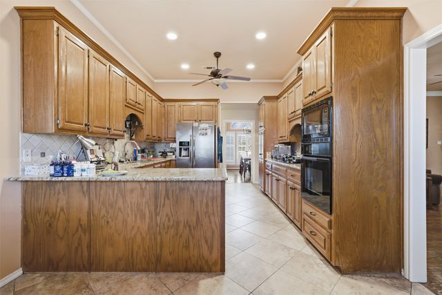 7101 Fish Pond Road, Waco, TX 76710