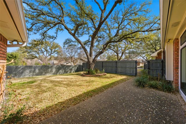 7101 Fish Pond Road, Waco, TX 76710