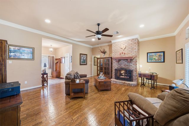 7101 Fish Pond Road, Waco, TX 76710