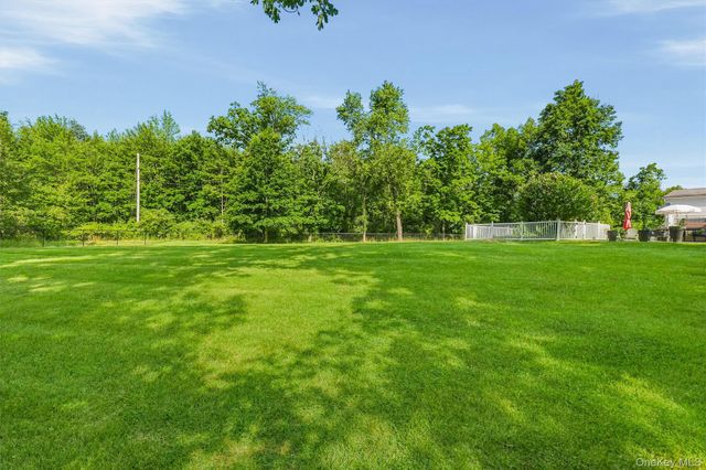 176 County Route 17, Thompson Ridge, NY 12566