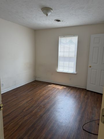 1118 Toddington Dr, Murfreesboro, TN 37130