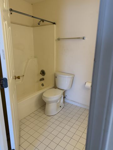 1118 Toddington Dr, Murfreesboro, TN 37130