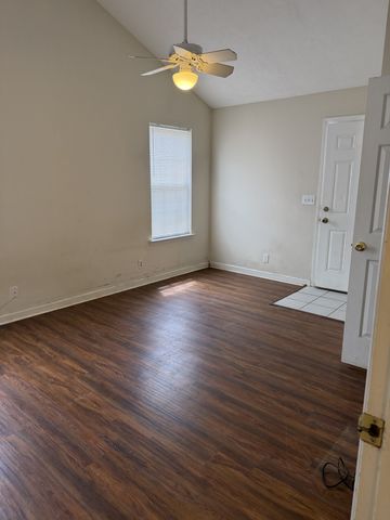 1118 Toddington Dr, Murfreesboro, TN 37130