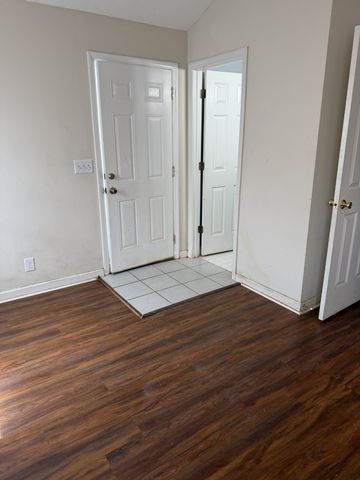 1118 Toddington Dr, Murfreesboro, TN 37130
