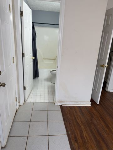 1118 Toddington Dr, Murfreesboro, TN 37130