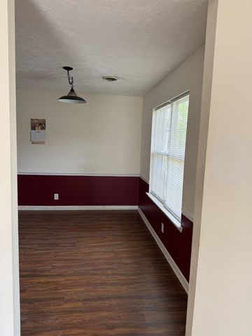 1118 Toddington Dr, Murfreesboro, TN 37130