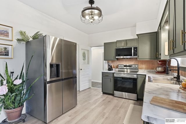 329 N 35th Street, Lincoln, NE 68503