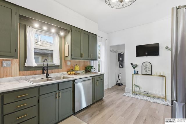 329 N 35th Street, Lincoln, NE 68503