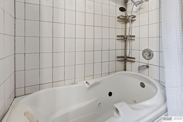 329 N 35th Street, Lincoln, NE 68503