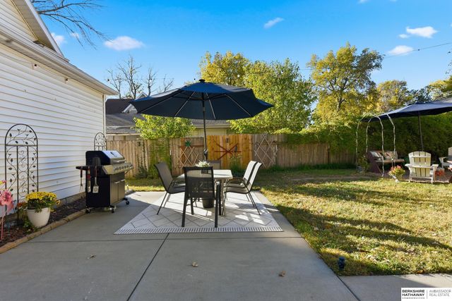 329 N 35th Street, Lincoln, NE 68503