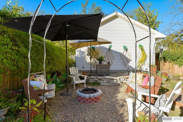 329 N 35th Street, Lincoln, NE 68503