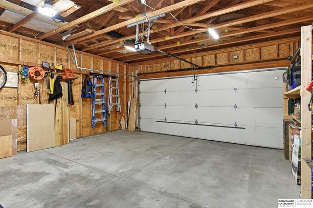 329 N 35th Street, Lincoln, NE 68503