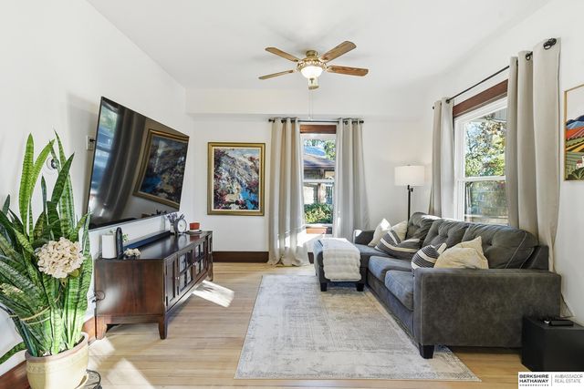 329 N 35th Street, Lincoln, NE 68503