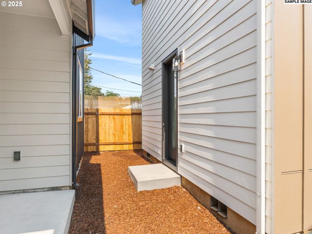 4043 Se 115th Ave, Portland, OR 97266