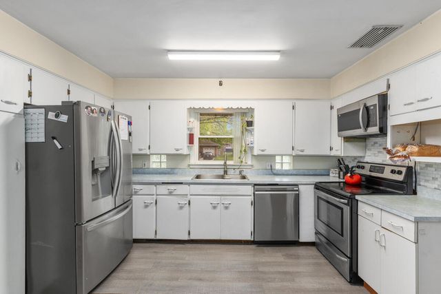 4250 Curwood Avenue, Grand Rapids, MI 49508
