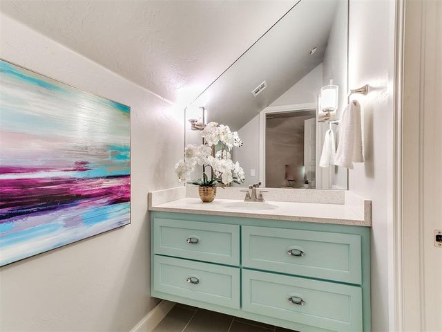 13500 Old Iron Road, Edmond, OK 73013