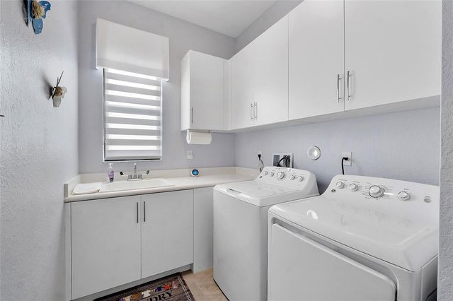12245 N Baypoint Circle, Parkland, FL 33076