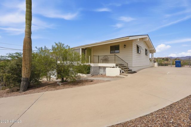 1070 N QUEEN MARY Way, Queen Valley, AZ 85118