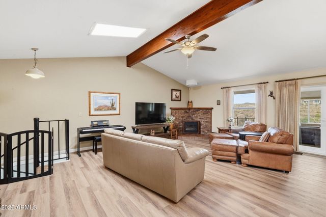 1070 N QUEEN MARY Way, Queen Valley, AZ 85118
