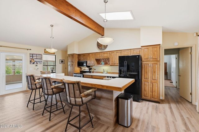 1070 N QUEEN MARY Way, Queen Valley, AZ 85118
