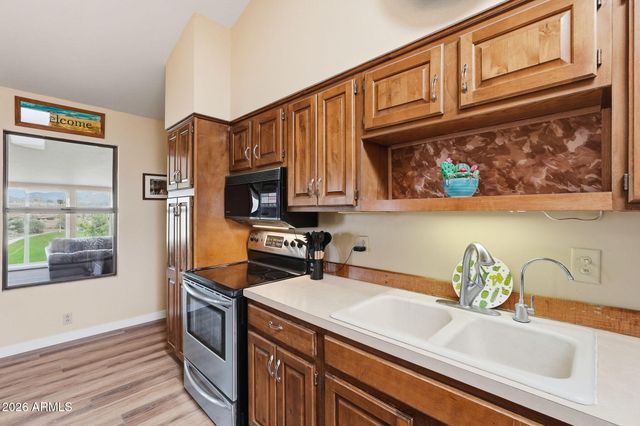 1070 N QUEEN MARY Way, Queen Valley, AZ 85118