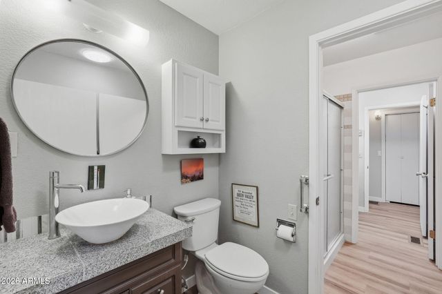 1070 N QUEEN MARY Way, Queen Valley, AZ 85118