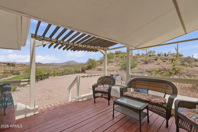 1070 N QUEEN MARY Way, Queen Valley, AZ 85118