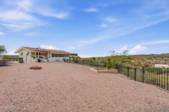1070 N QUEEN MARY Way, Queen Valley, AZ 85118