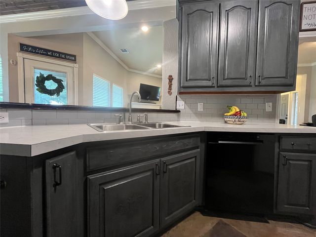 106 Meadowlark Drive, Palmer, TX 75152
