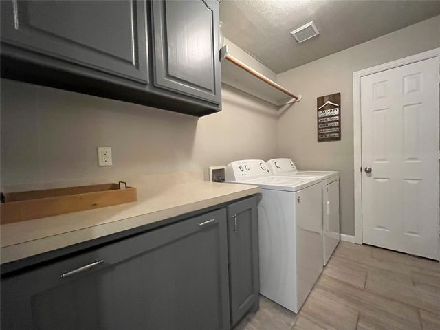 106 Meadowlark Drive, Palmer, TX 75152