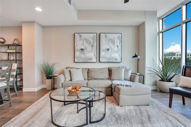 525 E JACKSON STREET 504, Orlando, FL 32801
