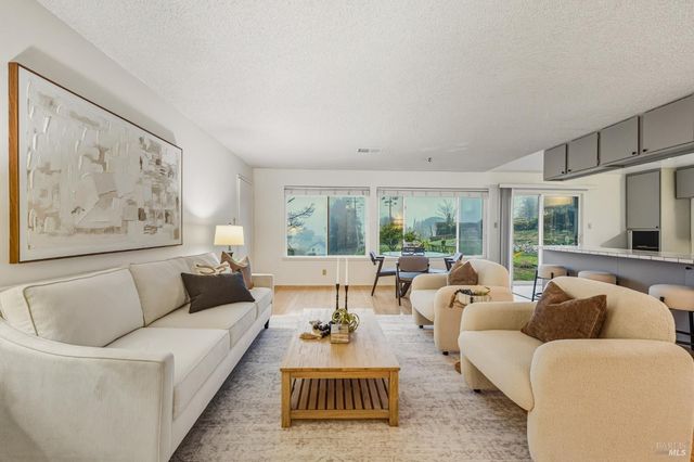 494 Mills Dr, Benicia, CA 94510