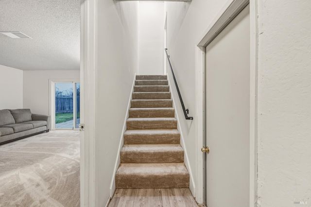 494 Mills Dr, Benicia, CA 94510