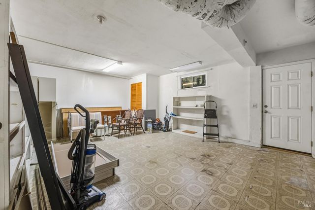 494 Mills Dr, Benicia, CA 94510