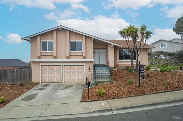 494 Mills Dr, Benicia, CA 94510