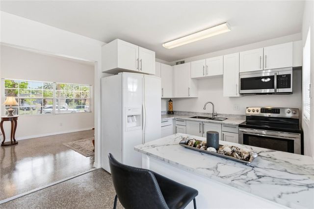 6018 W LIVINGSTON STREET, Orlando, FL 32835