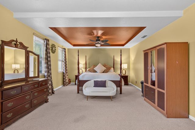 1761 Orvietto Dr, Roseville, CA 95661