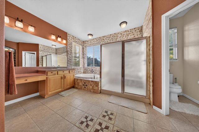 1761 Orvietto Dr, Roseville, CA 95661